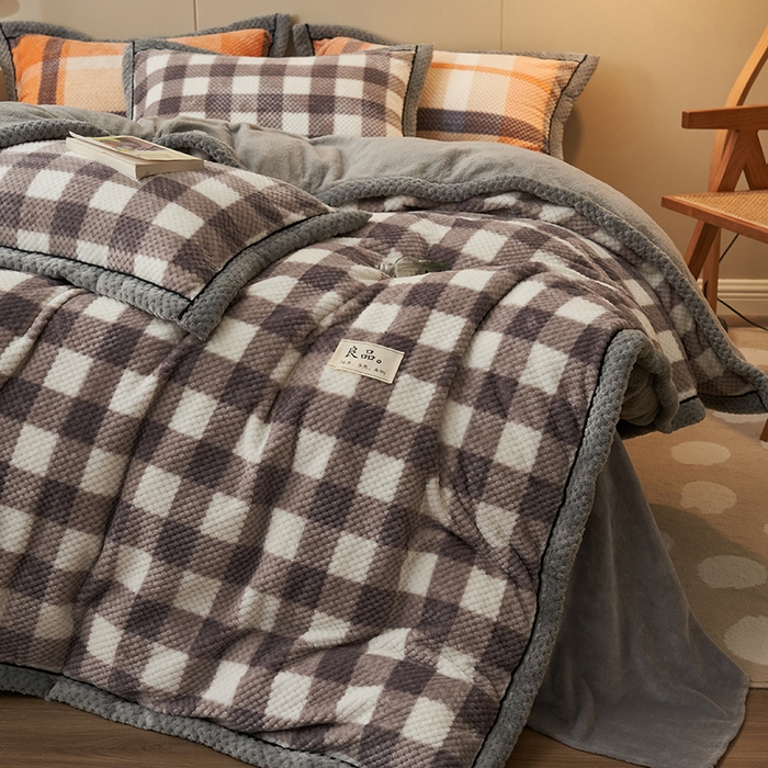 91家纺网 家纺一手货源 找家纺 早晨家纺 2025新款豆豆款菠萝格-可拆卸冬被 豆豆绒-多哥咖