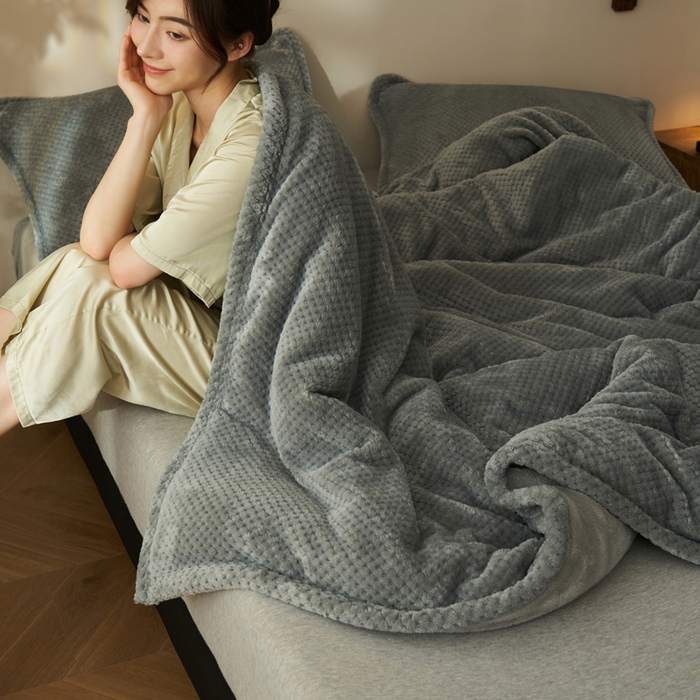 91家纺网 家纺一手货源 找家纺 早晨家纺 2025新款尚流款-提花双层毛毯【拉链款】 尚流-浅灰