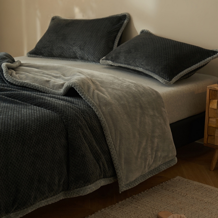 91家纺网 家纺一手货源 找家纺 早晨家纺 2025新款尚流款-提花双层毛毯【拉链款】 尚流-深灰