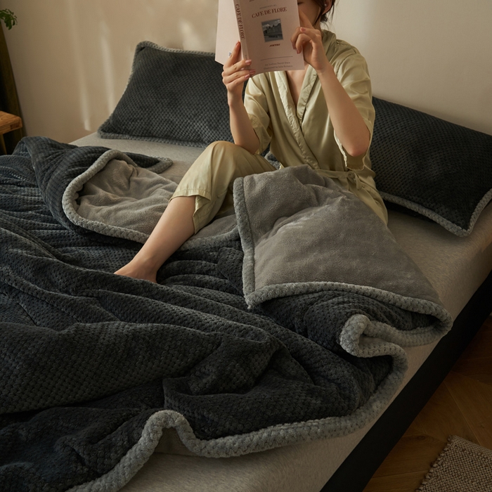 91家纺网 家纺一手货源 找家纺 早晨家纺 2025新款尚流款-提花双层毛毯【拉链款】 尚流-深灰