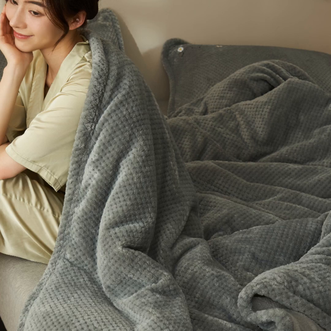 91家纺网 家纺一手货源 找家纺 （总）早晨家纺 2025新款尚流款-提花双层毛毯【拉链款】