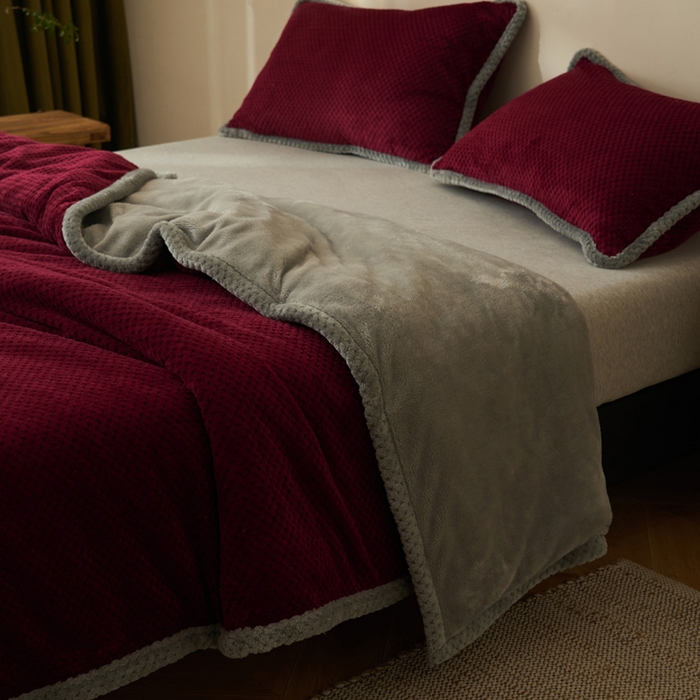 91家纺网 家纺一手货源 找家纺 早晨家纺 2025新款尚流款-提花双层毛毯【拉链款】 尚流-酒红