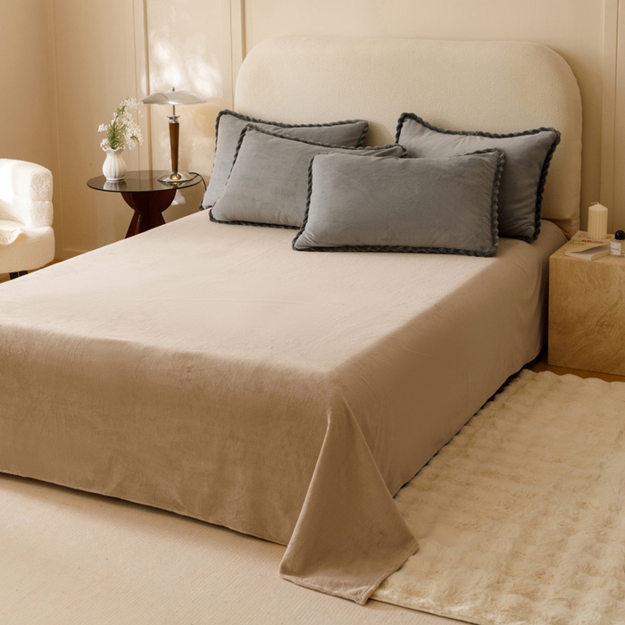 91家纺网 家纺一手货源 找家纺 早晨家纺 2025新款双拼牛奶绒-单被套 双拼浅灰+米驼