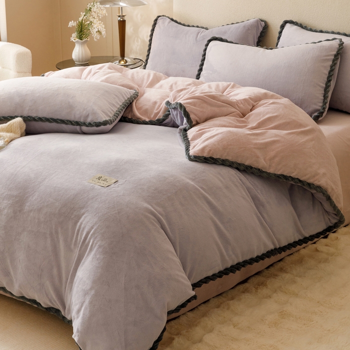 91家纺网 家纺一手货源 找家纺 早晨家纺 2025新款双拼牛奶绒-单被套 双拼浅紫+玉色