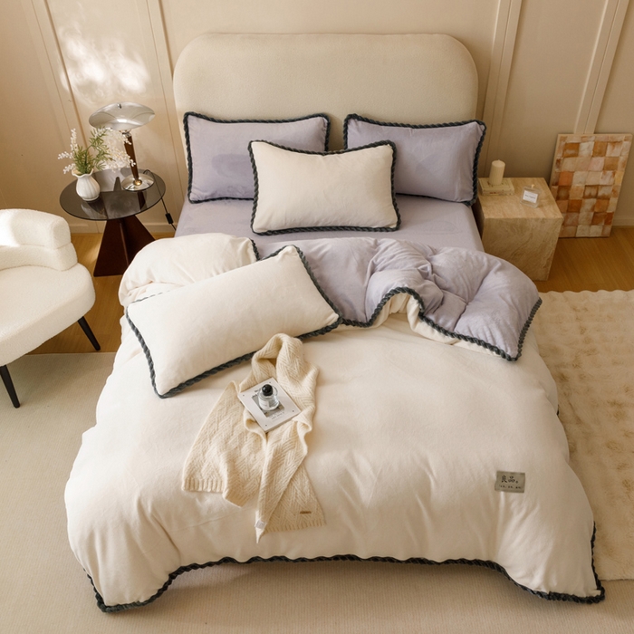 91家纺网 家纺一手货源 找家纺 早晨家纺 2025新款双拼牛奶绒-单被套 双拼奶白+浅紫