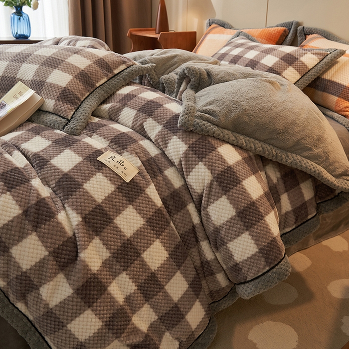 91家纺网 家纺一手货源 找家纺 早晨家纺 2025新款豆豆款菠萝格-可拆卸冬被 豆豆绒-多哥咖