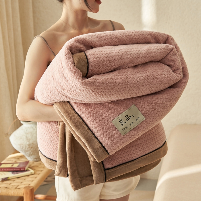 91家纺网 家纺一手货源 找家纺 （总）早晨家纺 2025新款青沐款-提花双层毛毯【拉链款】