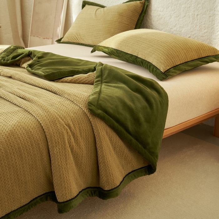 91家纺网 家纺一手货源 找家纺 早晨家纺 2025新款青沐款-提花双层毛毯【拉链款】 青沐-浅水绿