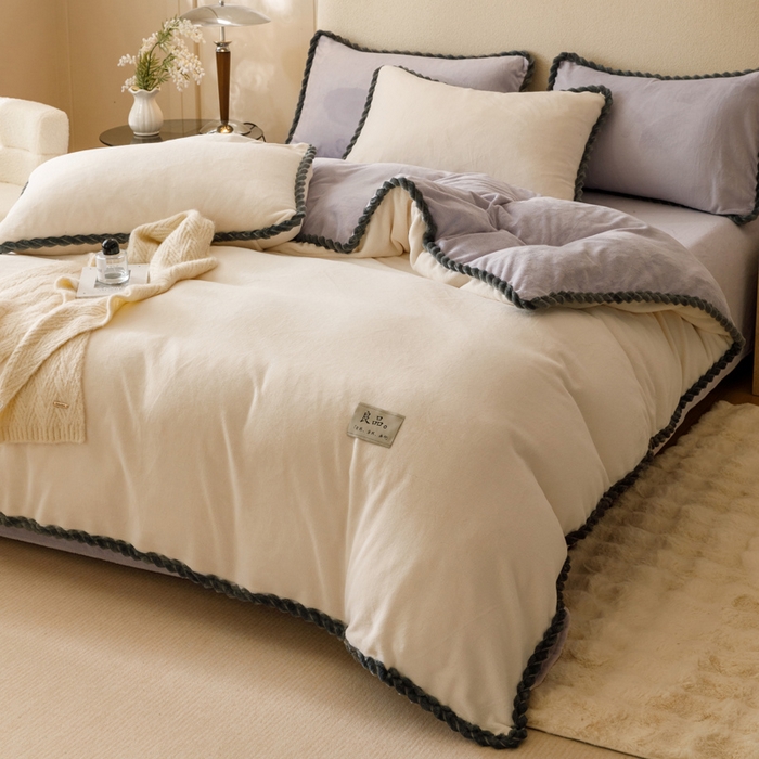 早晨家纺 2025新款纯色双拼牛奶绒-可拆卸冬被 双拼奶白+浅紫