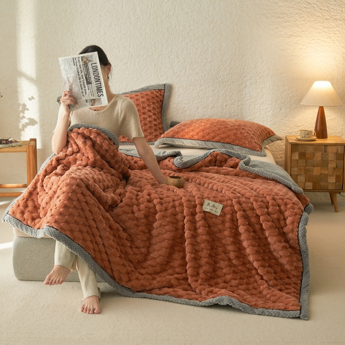 91家纺网 家纺一手货源 找家纺 早晨家纺 2025新款金贵款-提花双层毛毯【拉链款】 金贵-焦糖