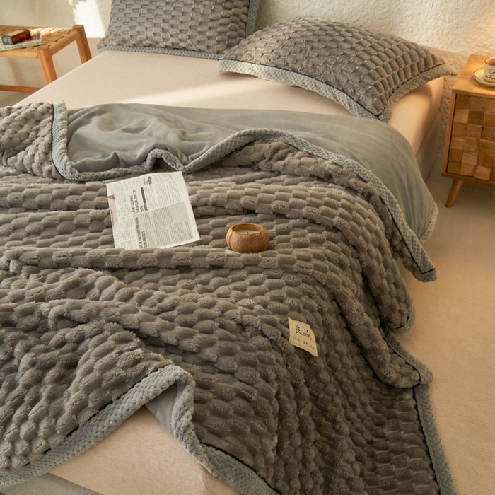 91家纺网 家纺一手货源 找家纺 早晨家纺 2025新款金贵款-提花双层毛毯【拉链款】 金贵-浅灰