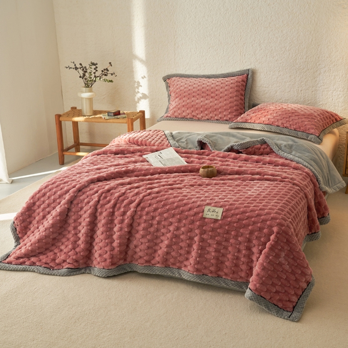 91家纺网 家纺一手货源 找家纺 早晨家纺 2025新款金贵款-提花双层毛毯【拉链款】 金贵-豆沙