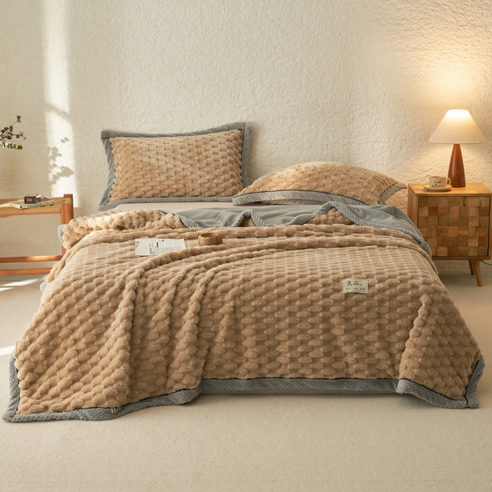 91家纺网 家纺一手货源 找家纺 早晨家纺 2025新款金贵款-提花双层毛毯【拉链款】 金贵-米驼