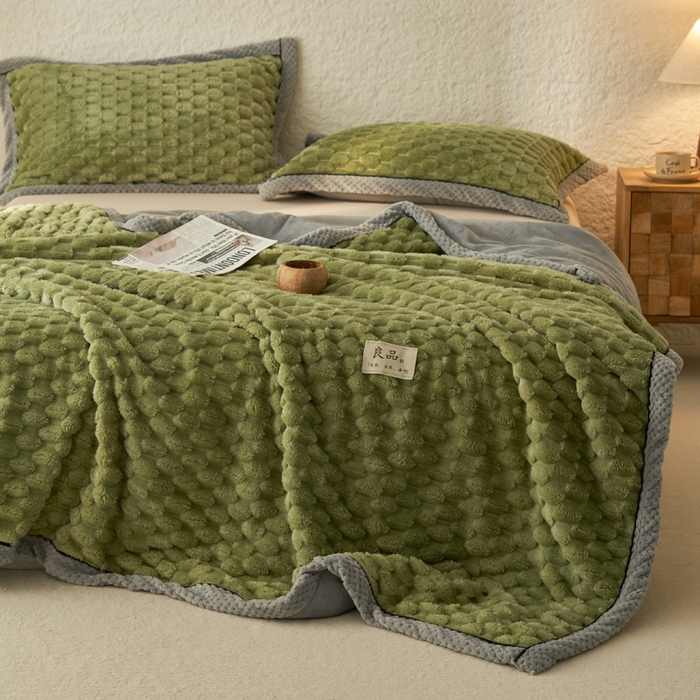 91家纺网 家纺一手货源 找家纺 早晨家纺 2025新款金贵款-提花双层毛毯【拉链款】 金贵-草绿