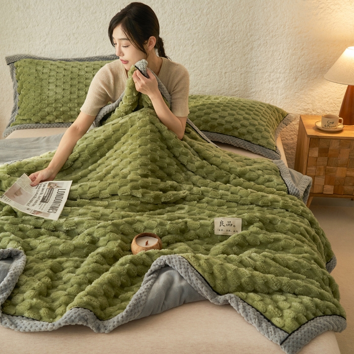 91家纺网 家纺一手货源 找家纺 早晨家纺 2025新款金贵款-提花双层毛毯【拉链款】 金贵-草绿
