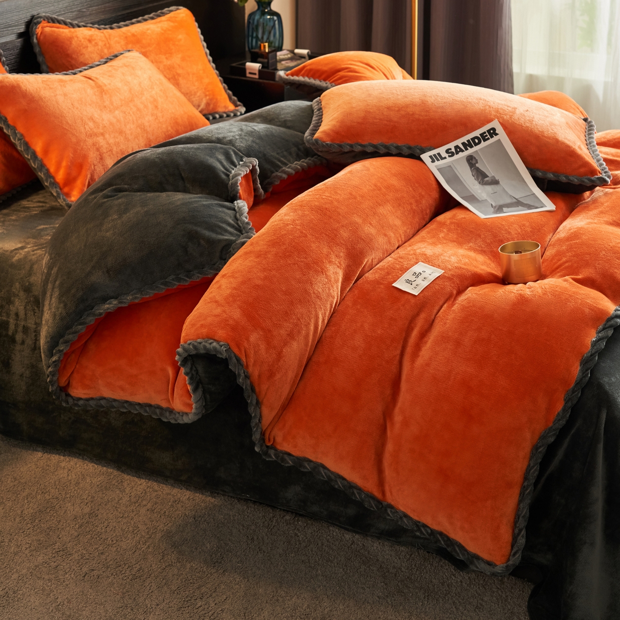 91家纺网 家纺一手货源 找家纺 早晨家纺 2025新款黑金牛奶绒纯色可拆洗冬被风格1 黑金-桔色