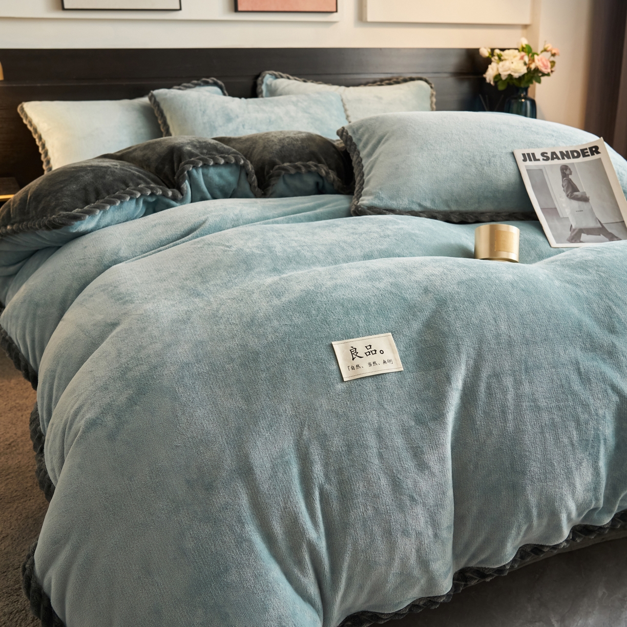91家纺网 家纺一手货源 找家纺 早晨家纺 2025新款黑金牛奶绒纯色可拆洗冬被风格1 黑金-孔蓝