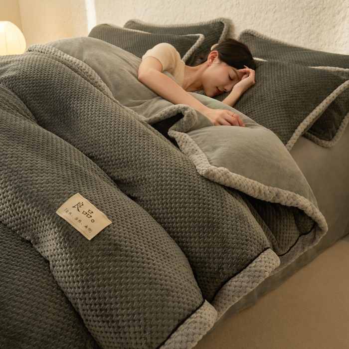 91家纺网 家纺一手货源 找家纺 （总）早晨家纺 2025新款尚流款牛奶绒提花-单被套