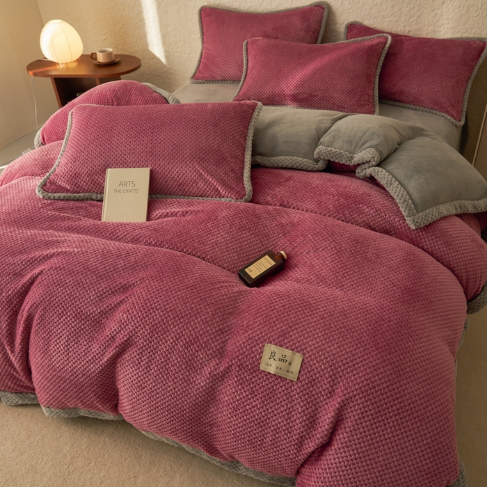 91家纺网 家纺一手货源 找家纺 早晨家纺 2025新款尚流款牛奶绒提花-单被套 尚流-豆沙