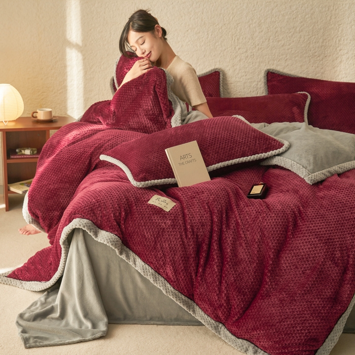 91家纺网 家纺一手货源 找家纺 早晨家纺 2025新款尚流款牛奶绒提花-单被套 尚流-酒红