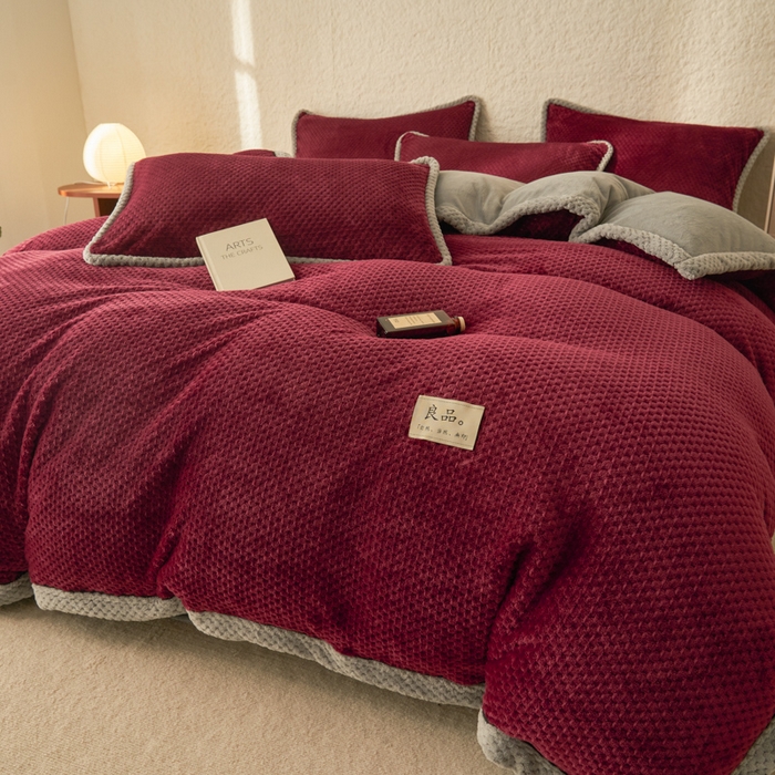 91家纺网 家纺一手货源 找家纺 早晨家纺 2025新款尚流款牛奶绒提花-单被套 尚流-酒红