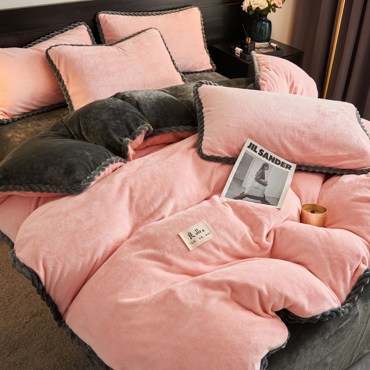 91家纺网 家纺一手货源 找家纺 早晨家纺 2025新款黑金牛奶绒纯色可拆洗冬被风格1 黑金-玉色