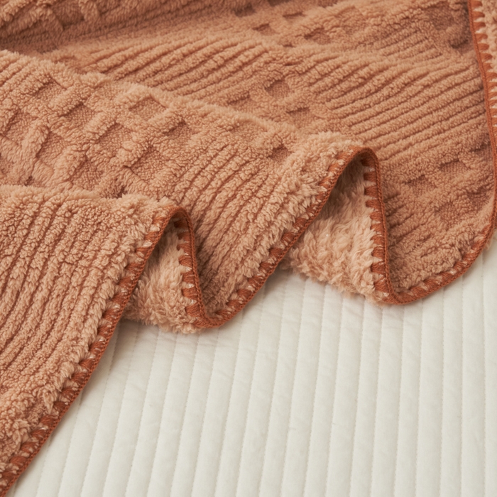 91家纺网 家纺一手货源 找家纺 早晨家纺 2025新款华夫格款-提花单层毛毯 华夫格-焦糖