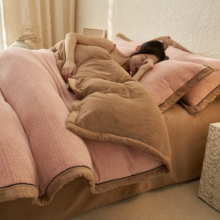 91家纺网 家纺一手货源 找家纺 （总）早晨家纺 2025新款青沐款牛奶绒提花-单被套