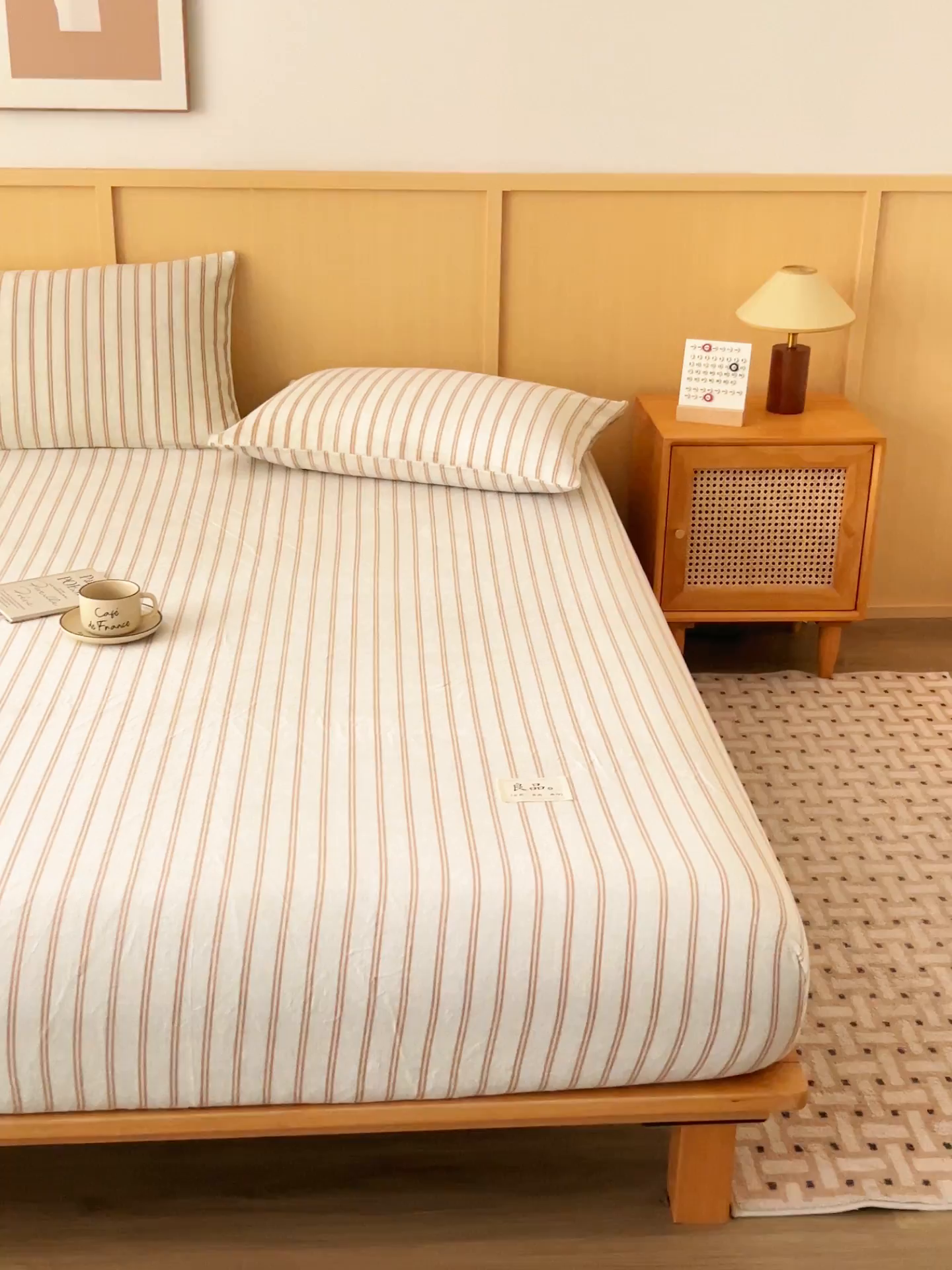 91家纺网 家纺一手货源 找家纺 早晨家纺 2025新款野牧款高克重牛奶绒印花单床笠 野牧-竖条驼