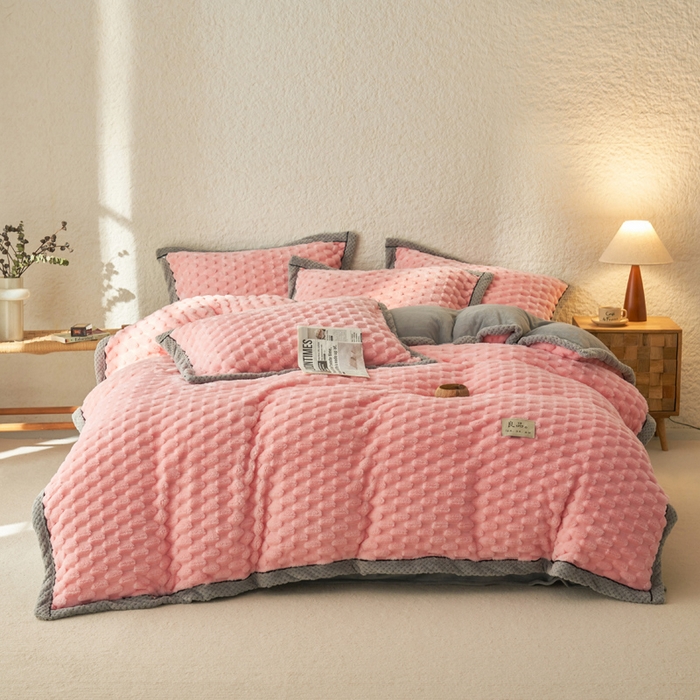 91家纺网 家纺一手货源 找家纺 早晨家纺 2025新款金贵款兔毛绒提花-单被套 金贵-玉粉