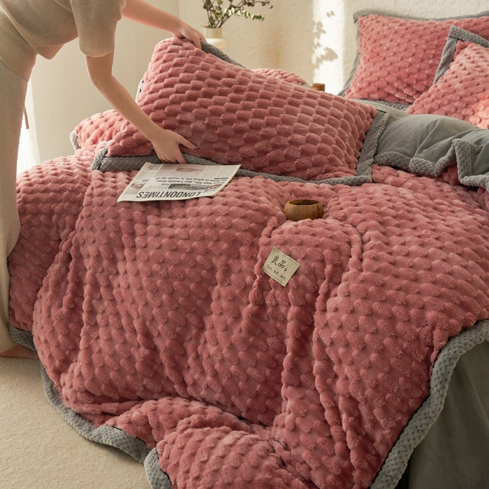 91家纺网 家纺一手货源 找家纺 早晨家纺 2025新款金贵款兔毛绒提花-单被套 金贵-豆沙