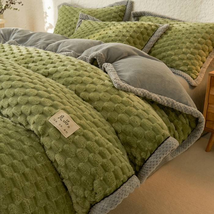 91家纺网 家纺一手货源 找家纺 早晨家纺 2025新款金贵款兔毛绒提花-单被套 金贵-草绿