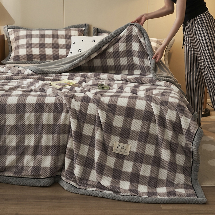 91家纺网 家纺一手货源 找家纺 早晨家纺 2025新款豆豆绒-无印双层毛毯【拉链款】 豆豆绒-多格咖