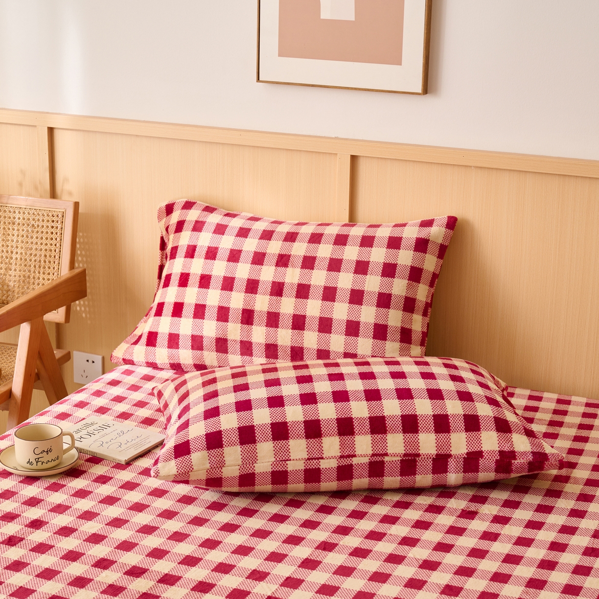 91家纺网 家纺一手货源 找家纺 早晨家纺 2025新款野牧款高克重牛奶绒印花单床笠 野牧-红小格