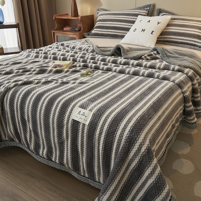 91家纺网 家纺一手货源 找家纺 早晨家纺 2025新款豆豆绒-无印双层毛毯【拉链款】 豆豆绒-灰条