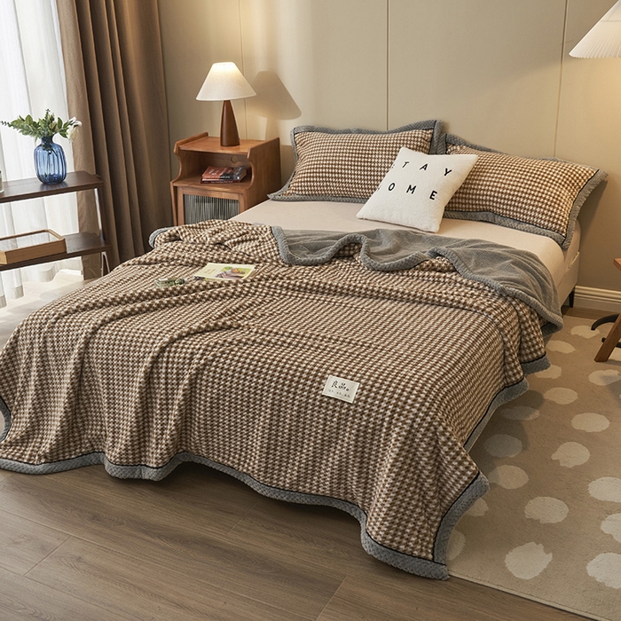 91家纺网 家纺一手货源 找家纺 早晨家纺 2025新款豆豆绒-无印双层毛毯【拉链款】 豆豆绒-小格咖