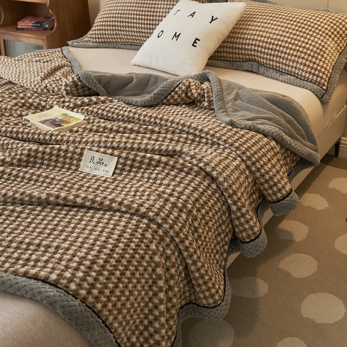 91家纺网 家纺一手货源 找家纺 早晨家纺 2025新款豆豆绒-无印双层毛毯【拉链款】 豆豆绒-小格咖