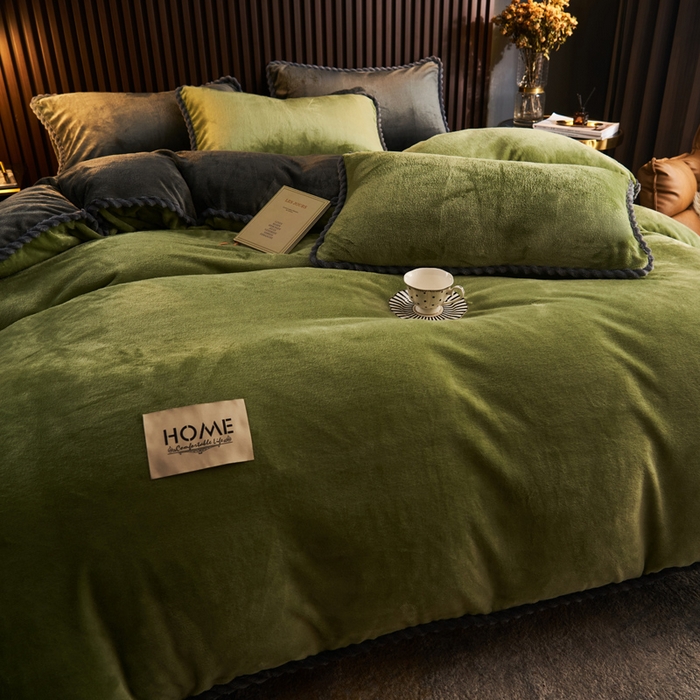 91家纺网 家纺一手货源 找家纺 （总）早晨家纺 2025新款黑金牛奶绒纯色-单被套系列风格2