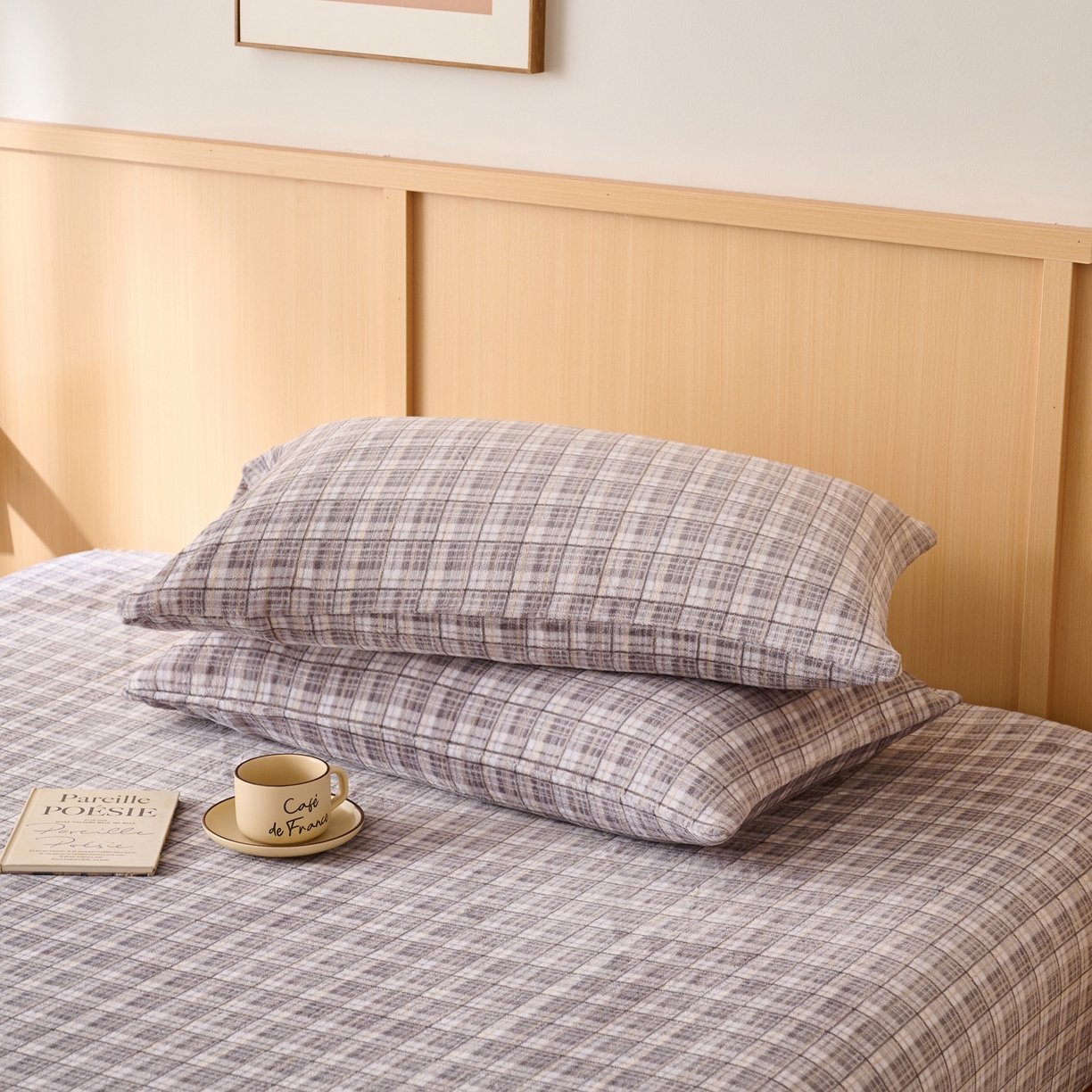 91家纺网 家纺一手货源 找家纺 早晨家纺 2025新款野牧款高克重牛奶绒印花单床笠 野牧-灰小格