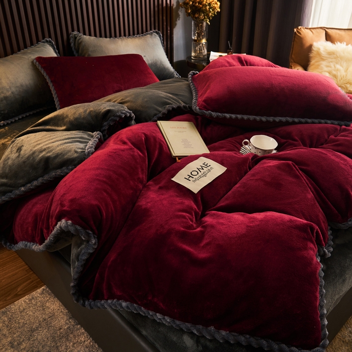 91家纺网 家纺一手货源 找家纺 早晨家纺 2025新款黑金牛奶绒纯色-单被套系列风格2 黑金-酒红