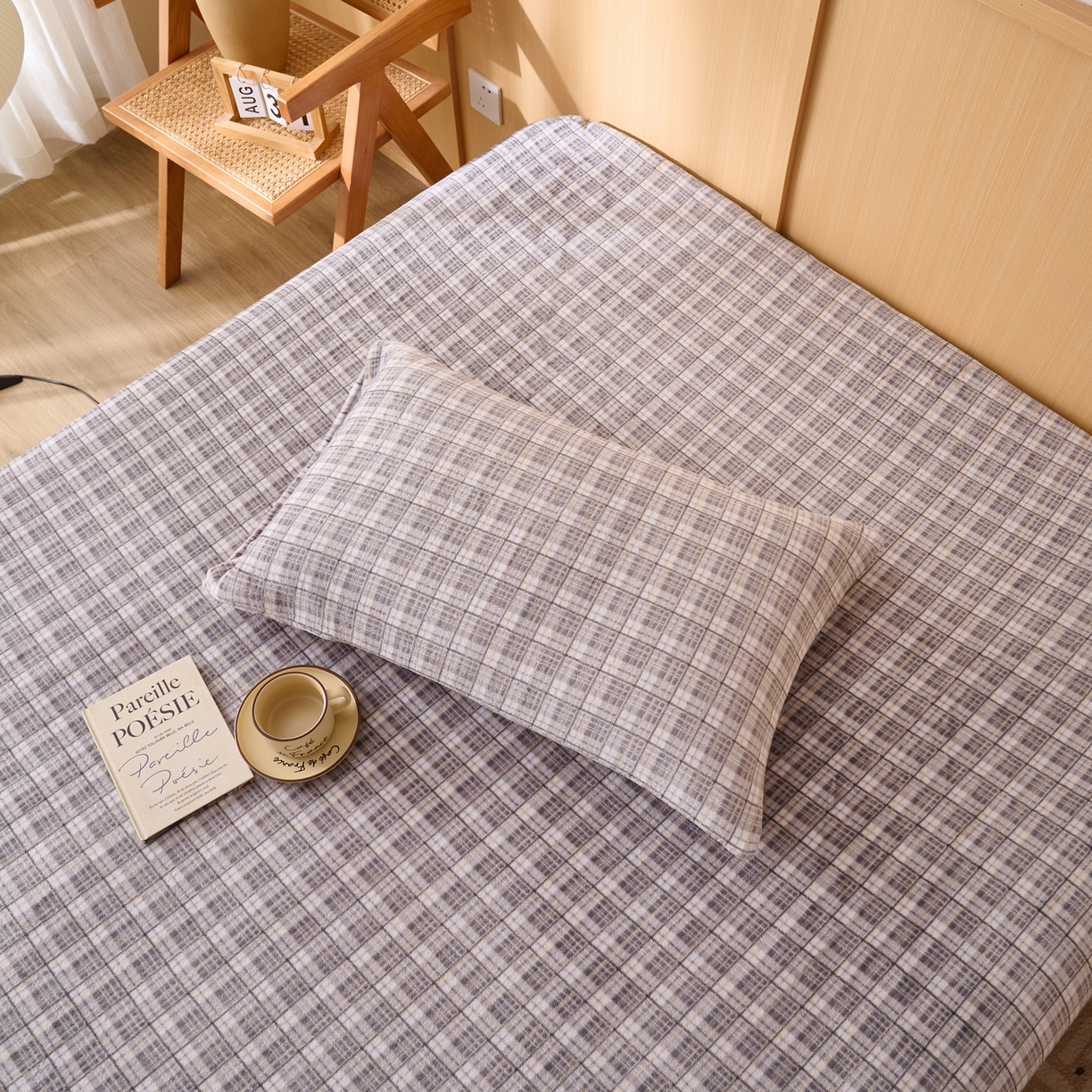 91家纺网 家纺一手货源 找家纺 早晨家纺 2025新款野牧款高克重牛奶绒印花单床笠 野牧-灰小格