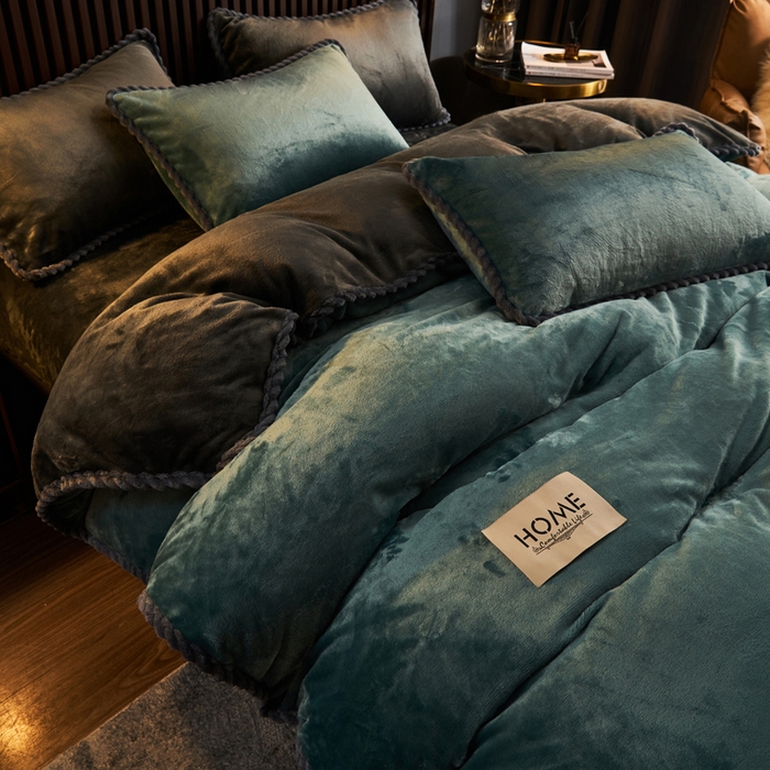 91家纺网 家纺一手货源 找家纺 早晨家纺 2025新款黑金牛奶绒纯色-单被套系列风格2 黑金-孔雀蓝