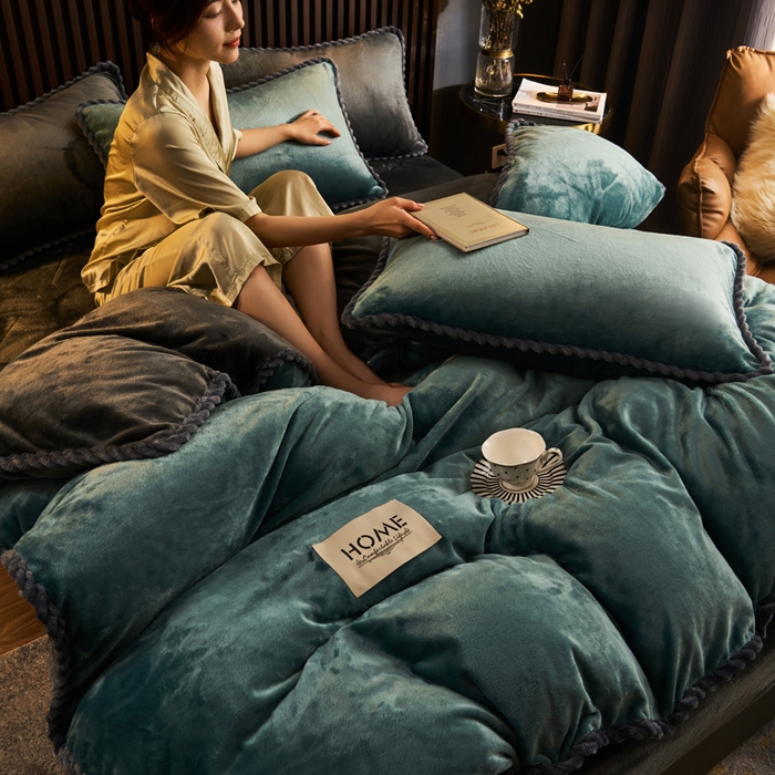 91家纺网 家纺一手货源 找家纺 早晨家纺 2025新款黑金牛奶绒纯色-单被套系列风格2 黑金-孔雀蓝
