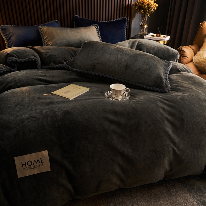 91家纺网 家纺一手货源 找家纺 早晨家纺 2025新款黑金牛奶绒纯色-单被套系列风格2 黑金-深灰
