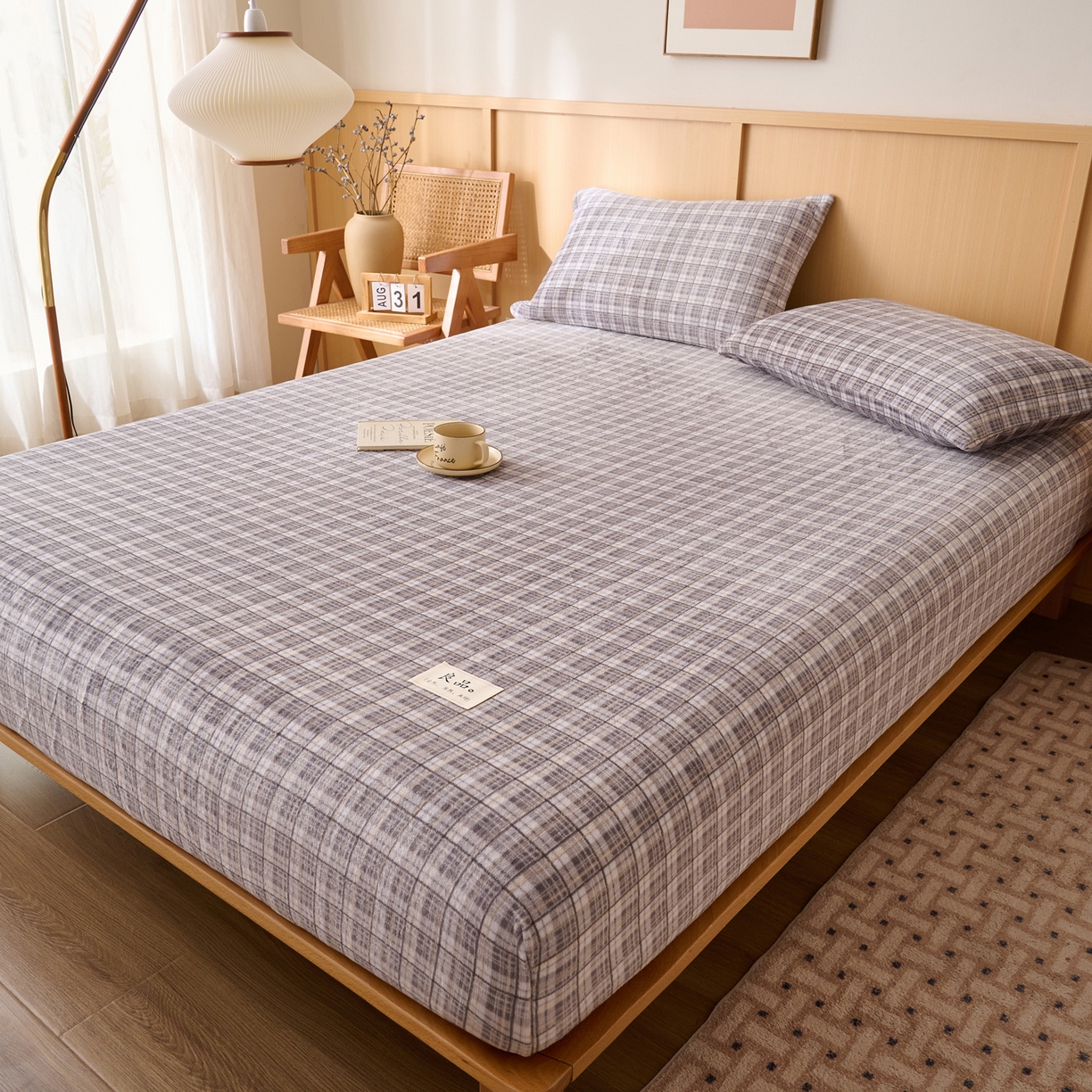 91家纺网 家纺一手货源 找家纺 早晨家纺 2025新款野牧款高克重牛奶绒印花单床笠 野牧-灰小格