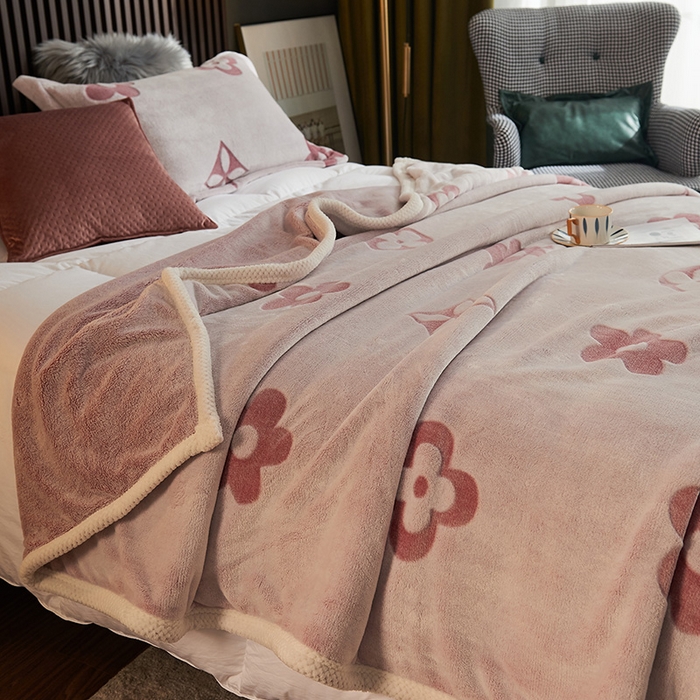 91家纺网 家纺一手货源 找家纺 早晨家纺 2025新款北影款-印花单层毛毯 北影四叶-豆沙