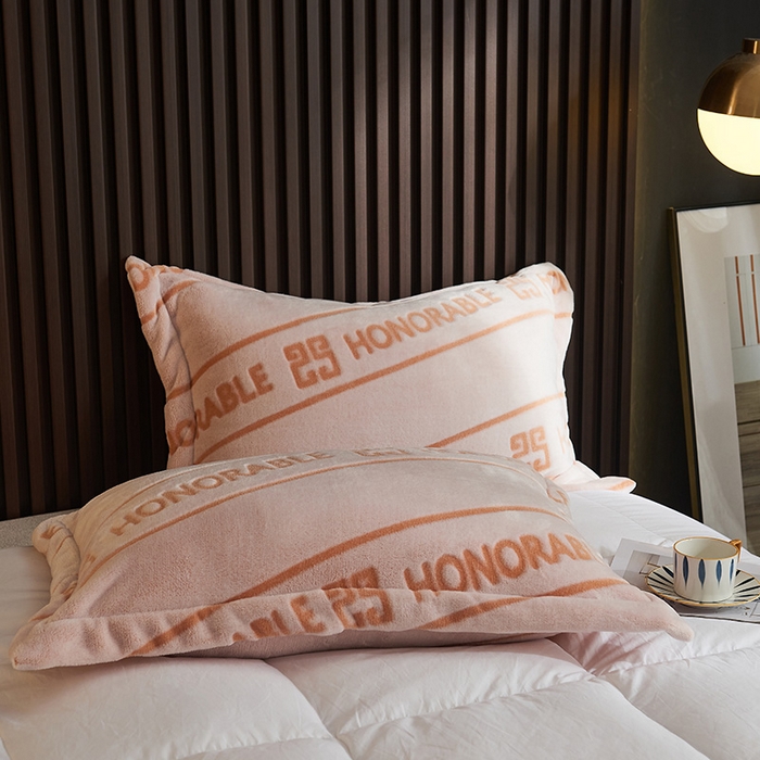 91家纺网 家纺一手货源 找家纺 早晨家纺 2025新款北影款-印花单层毛毯 北影字母-桔