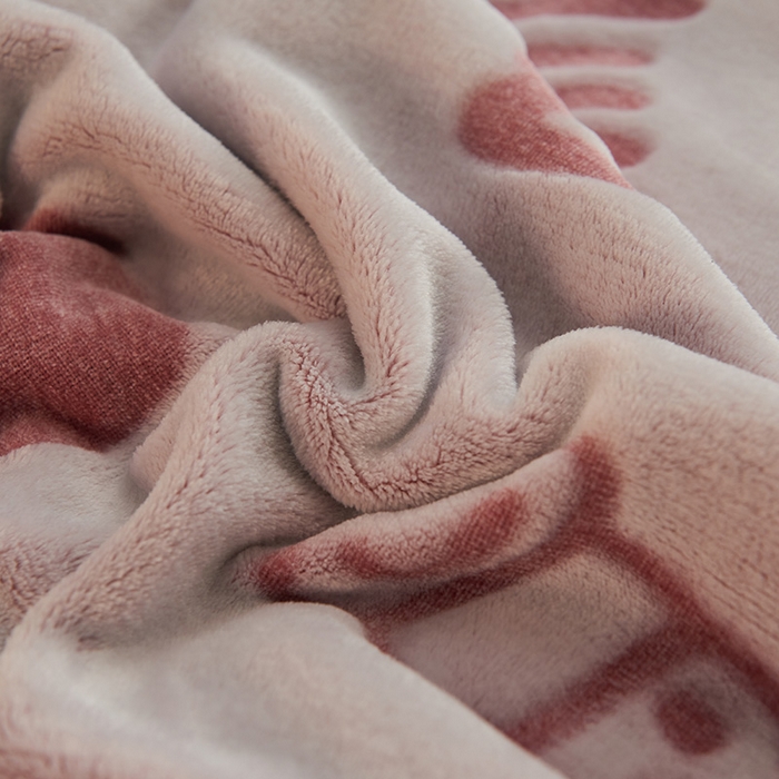 91家纺网 家纺一手货源 找家纺 早晨家纺 2025新款北影款-印花单层毛毯 北影奶牛-豆沙