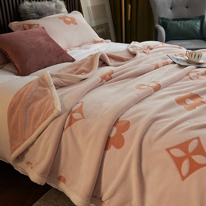 91家纺网 家纺一手货源 找家纺 早晨家纺 2025新款北影款-印花单层毛毯 北影四叶-桔