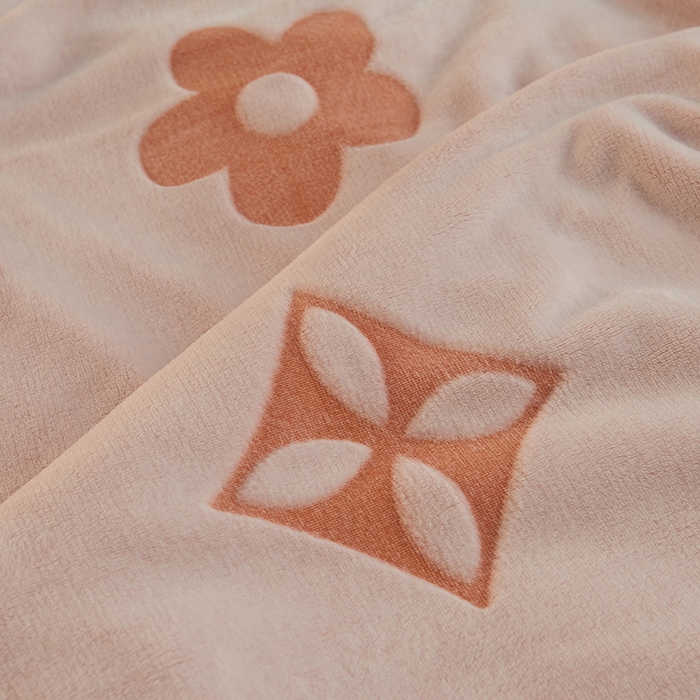 91家纺网 家纺一手货源 找家纺 早晨家纺 2025新款北影款-印花单层毛毯 北影四叶-桔